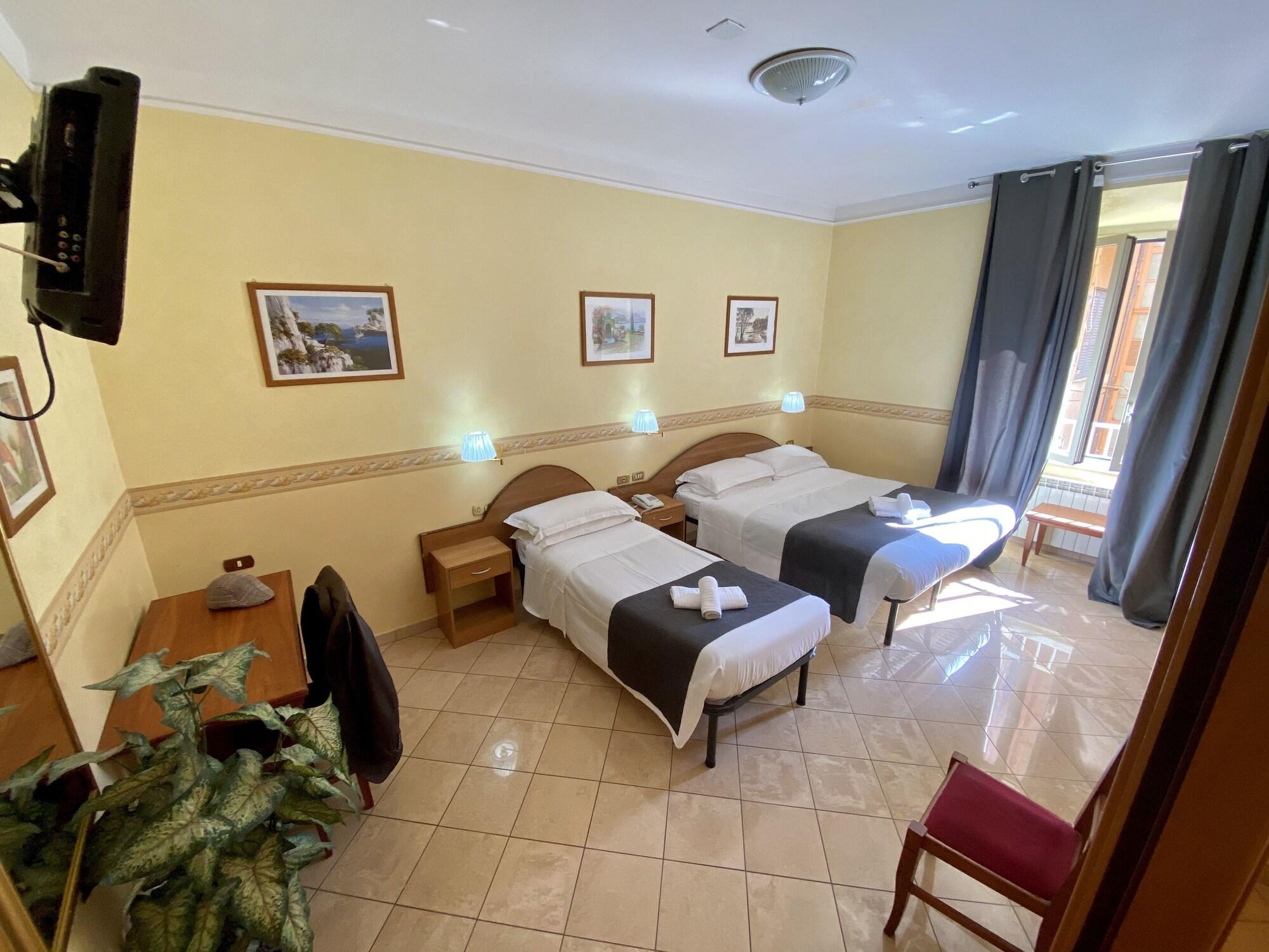 Hotel Resi روما المظهر الخارجي الصورة