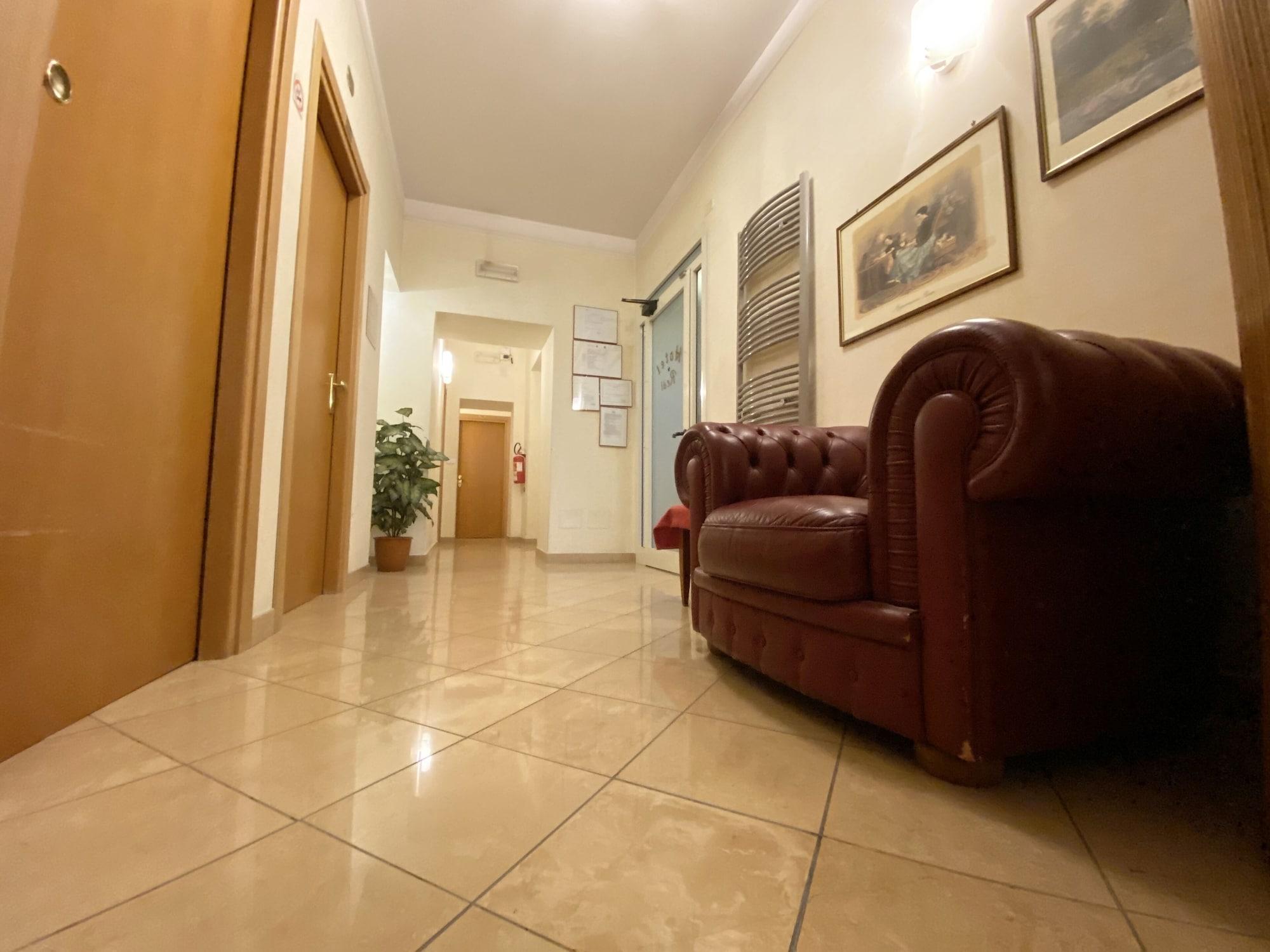 Hotel Resi روما المظهر الخارجي الصورة